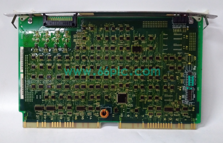 HITACHI LYT000A Industrial High-Density 32-Channel Relay Digital Output Control Module